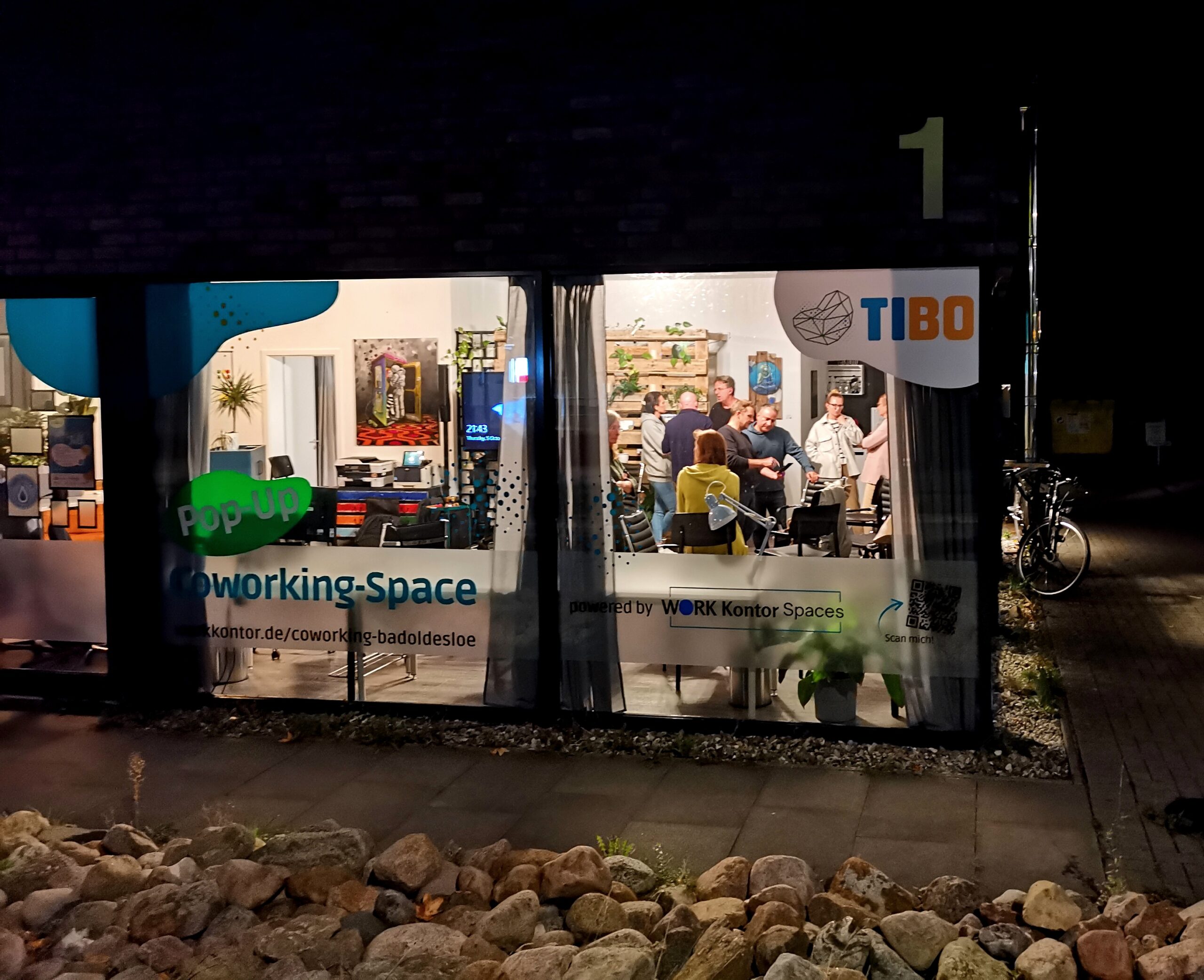 Inspiration im leuchtenden Raum – TIBO lädt zum ersten After Work-Talk in Bad Oldesloe